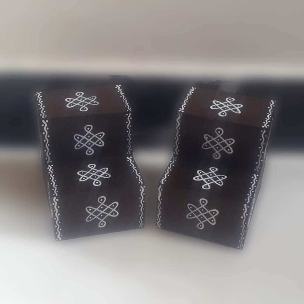 Vilakku Padi 2 Steps Step Size 4"X4"Maroon. Set Of 2 Sutiable To Keep Lamps /Diyas And Idols