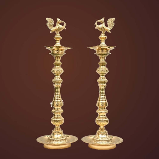 Annapachi And Valar Pirai Traditional Brass Oil Lamp Nachiyar Koil Lamps