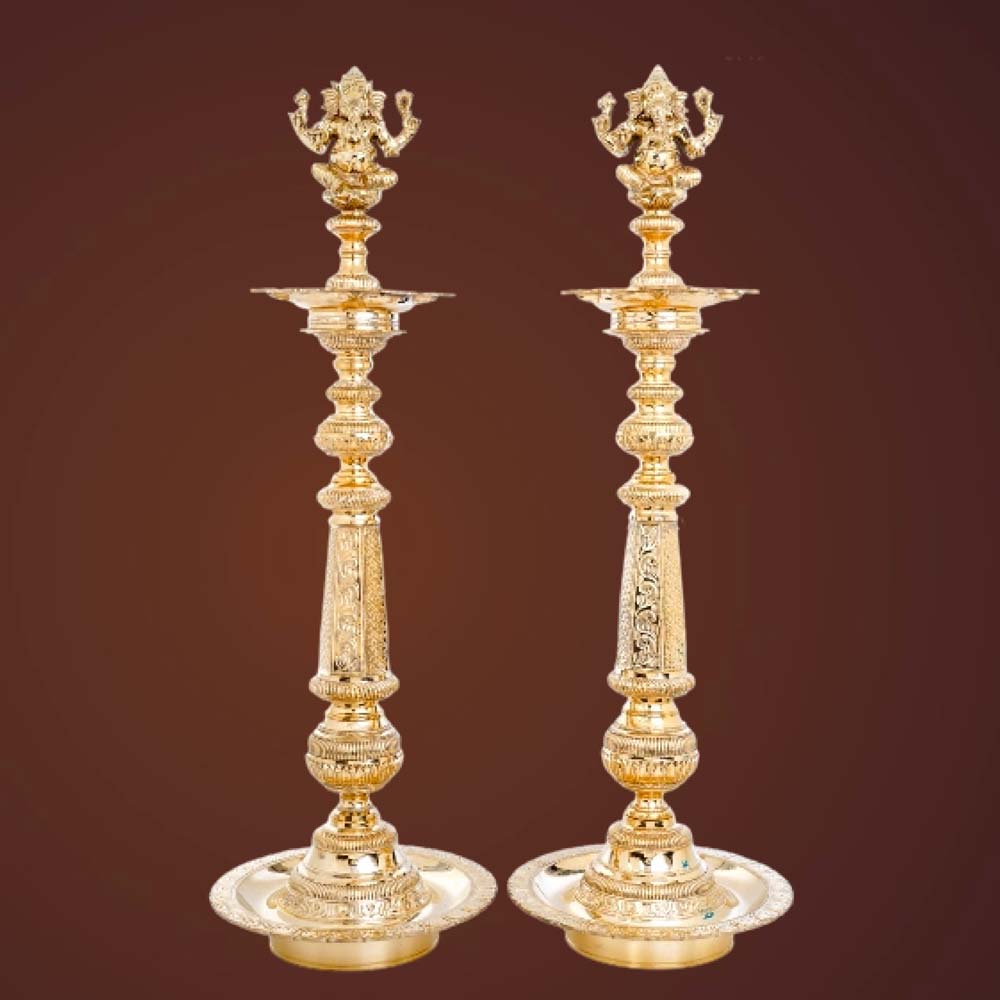 Ganesh Villaku Gopura Thatu Handcrafted Brass Oil Lamp Nachiyar Koil Lamps