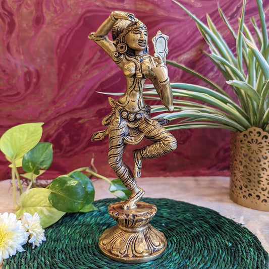 Dancing Darpana Dharini